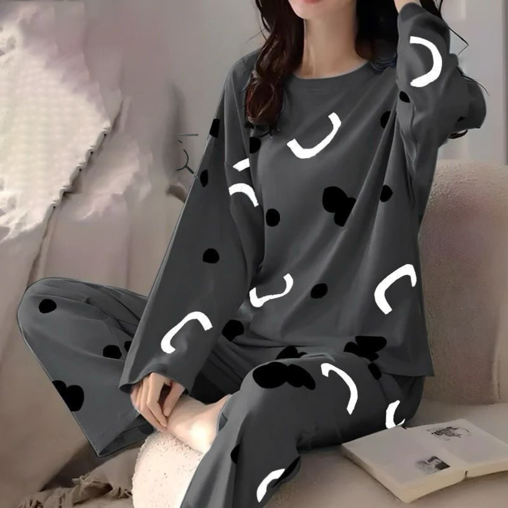 Charcoal Pattern Printed Woman Night Suit